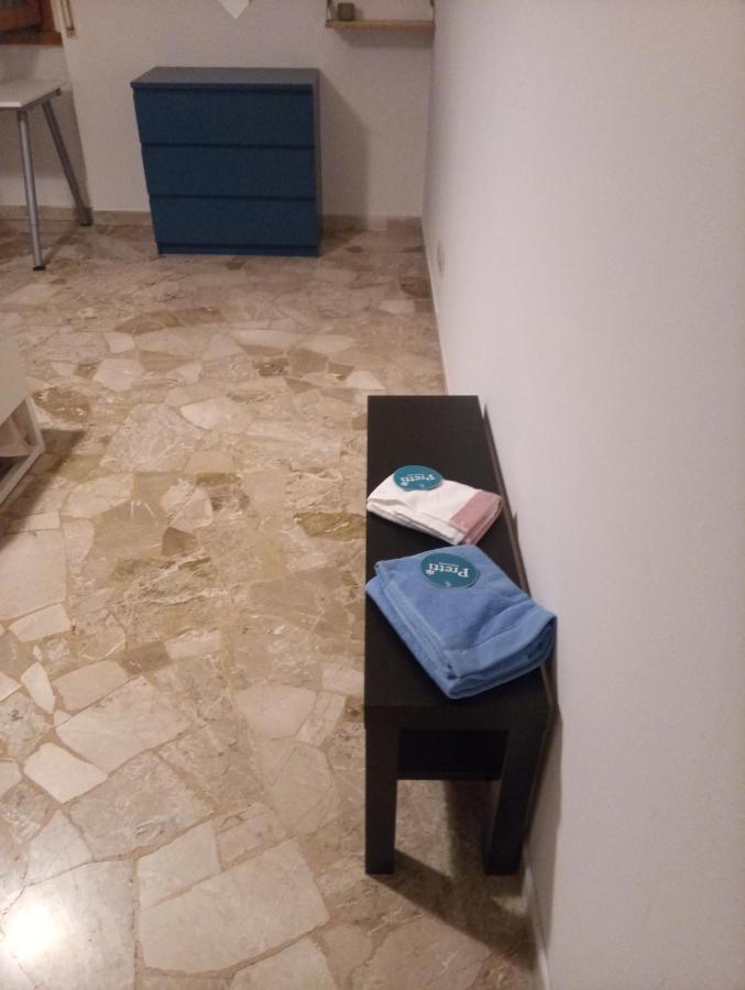 Casa Vacanze Giulia A Careggi Wi-Fi Apartment ฟลอเรนซ์ ภายนอก รูปภาพ