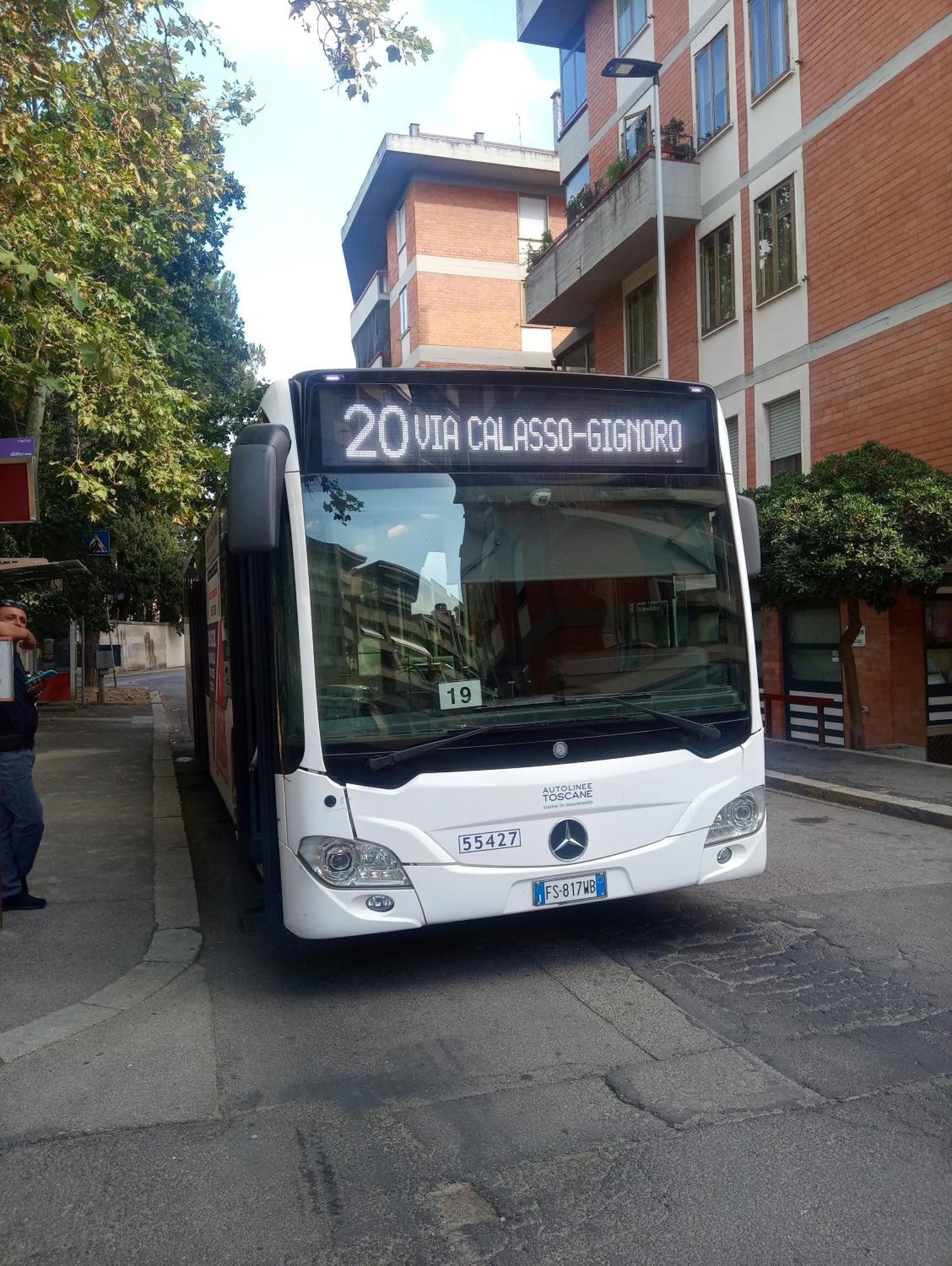 Casa Vacanze Giulia A Careggi Wi-Fi Apartment ฟลอเรนซ์ ภายนอก รูปภาพ